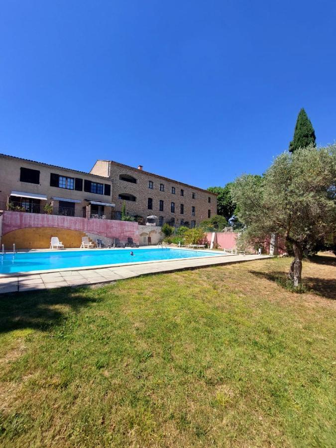 superbe logement au cœur Luberon proche du Colorado provencal dans une résidence au calme avec piscine, magnifique vu sur le Luberon depuis la terrasse Viens Exterior foto