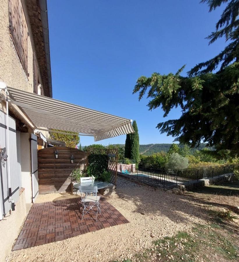 superbe logement au cœur Luberon proche du Colorado provencal dans une résidence au calme avec piscine, magnifique vu sur le Luberon depuis la terrasse Viens Exterior foto